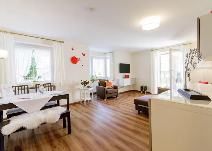 Haus Am Muehlenweg - Modern Und Lichtdurchflutet דירה באד וויריסהופן