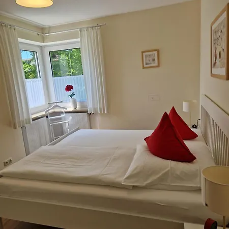 Haus Am Muehlenweg - Modern Und Lichtdurchflutet Apartment